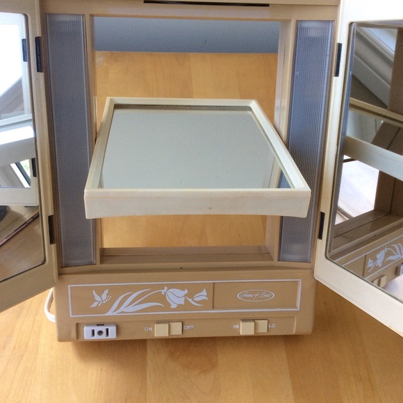 Vintage makeup vanity mirror - Picture 4 of 11